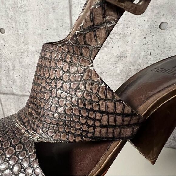 Schutz Croc Embossed Cone Heels Leather - Picture 11 of 11
